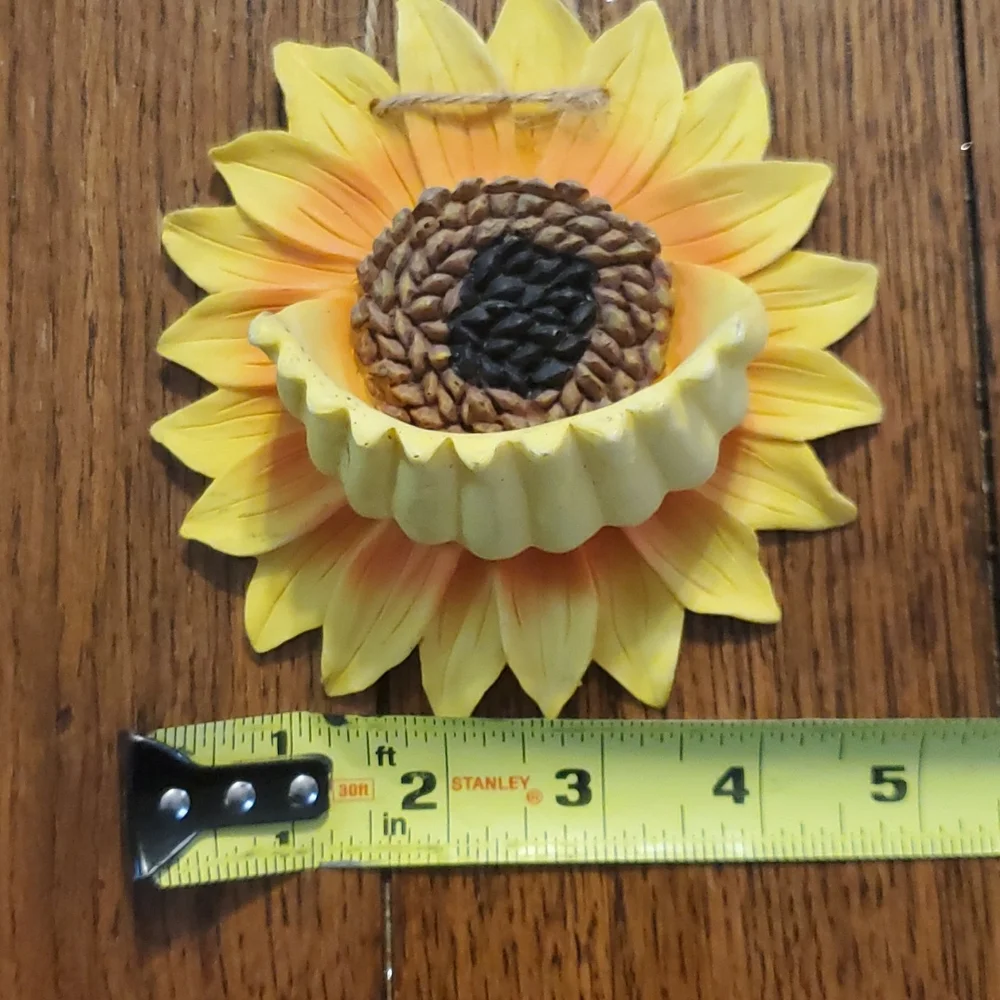 🎈 3 for $10......Sunflower Wall Art Bird Feeder. Yellow w/orange accents.